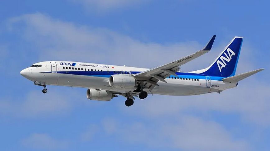 Αεροσκάφος Ιαπωνικών αερογραμμών επέστρεψε στο αεροδρόμιο μετά από ρωγμή στο παράθυρο του πιλοτηρίου