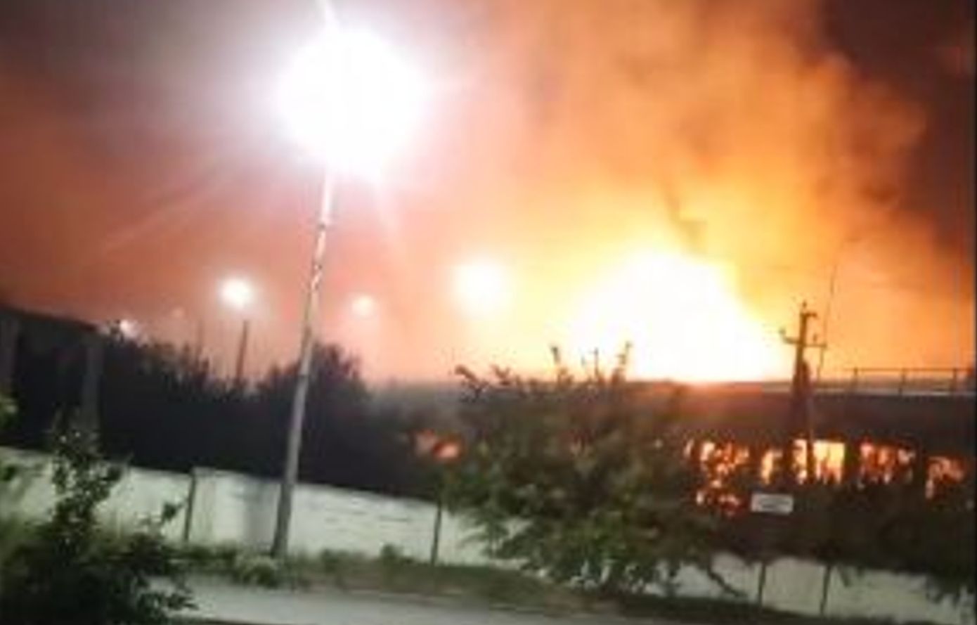 TASS: Ουκρανικό πλήγμα κοντά σε δεξαμενή πετρελαίου στην περιοχή του Λουχάνσκ &#8211; Τρεις νεκροί και επτά τραυματίες